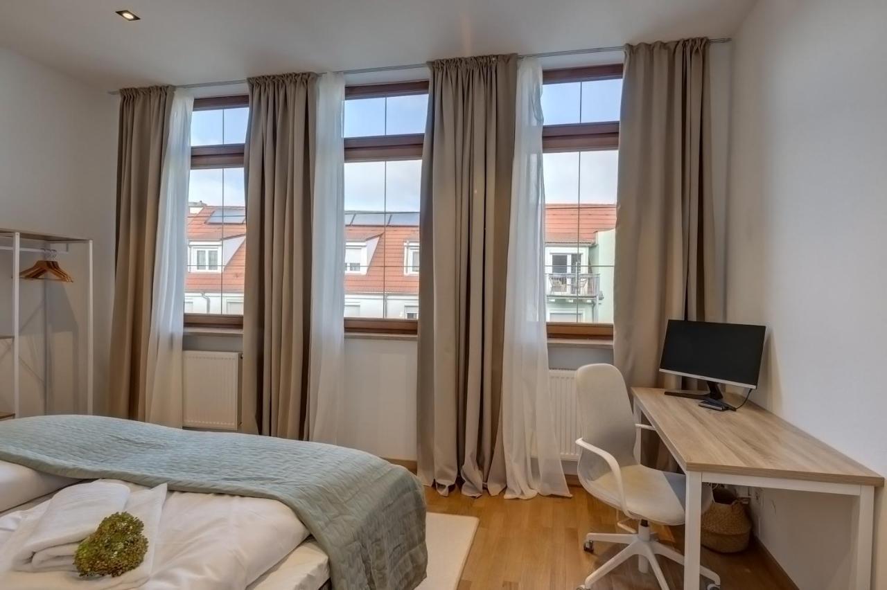 Kaza Guesthouse, Centrally Located 2 & 3 Bedroom Apartments In 奥格斯堡 外观 照片