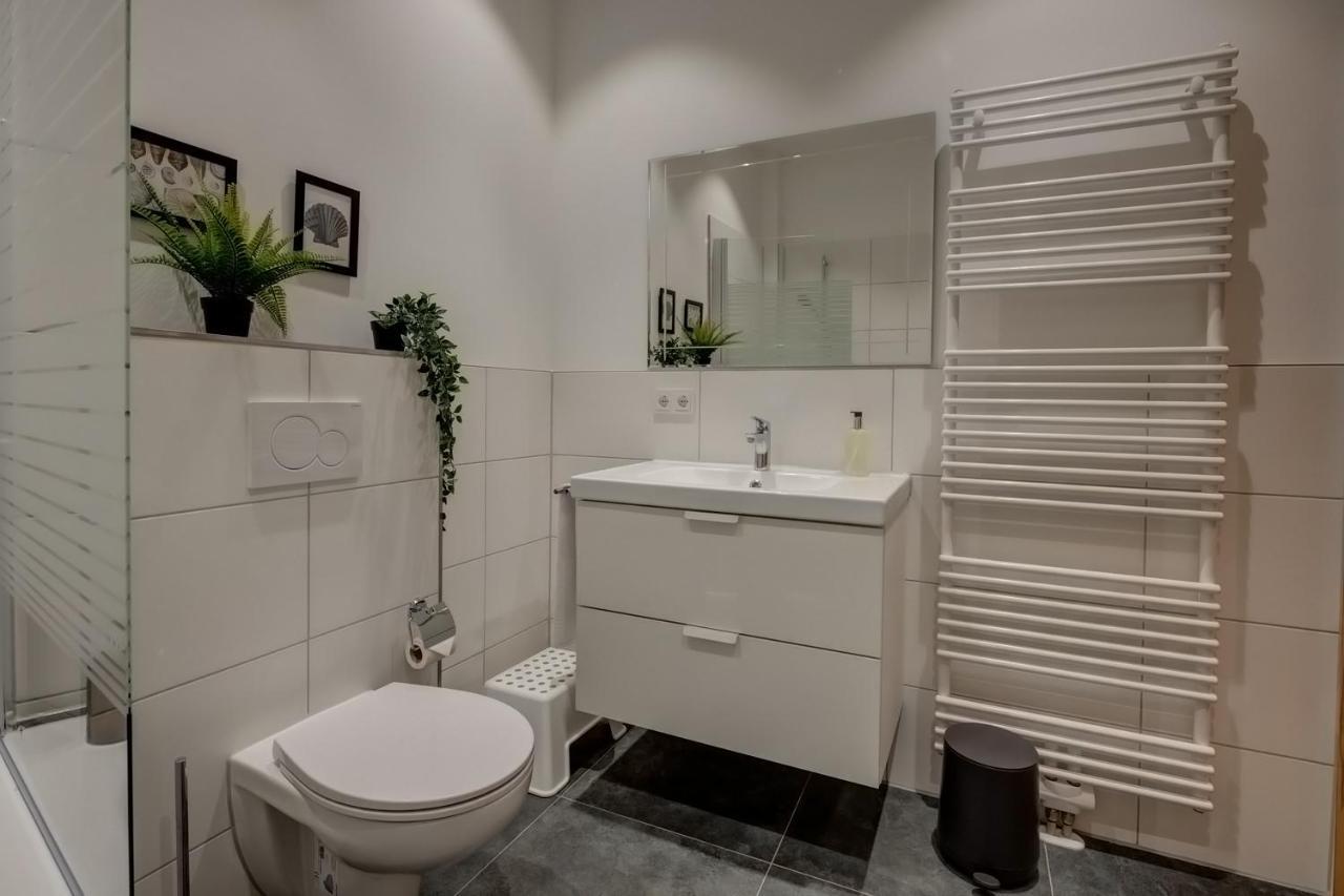 Kaza Guesthouse, Centrally Located 2 & 3 Bedroom Apartments In 奥格斯堡 外观 照片