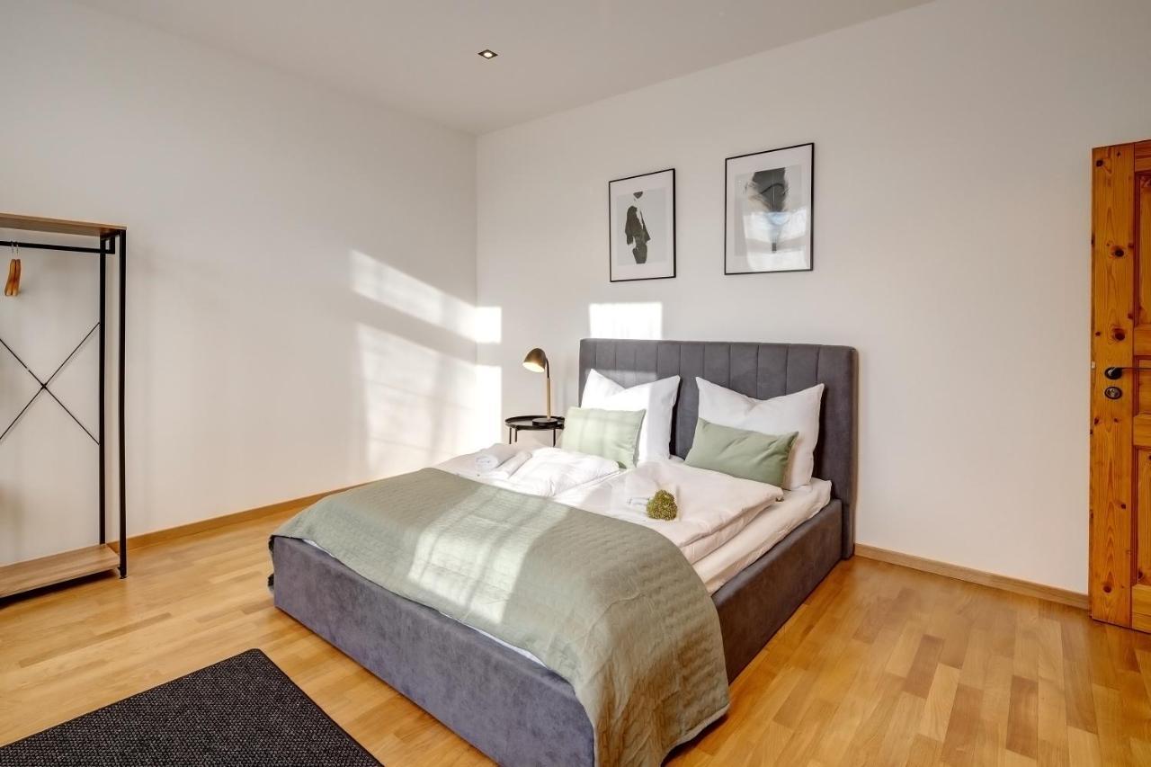 Kaza Guesthouse, Centrally Located 2 & 3 Bedroom Apartments In 奥格斯堡 外观 照片
