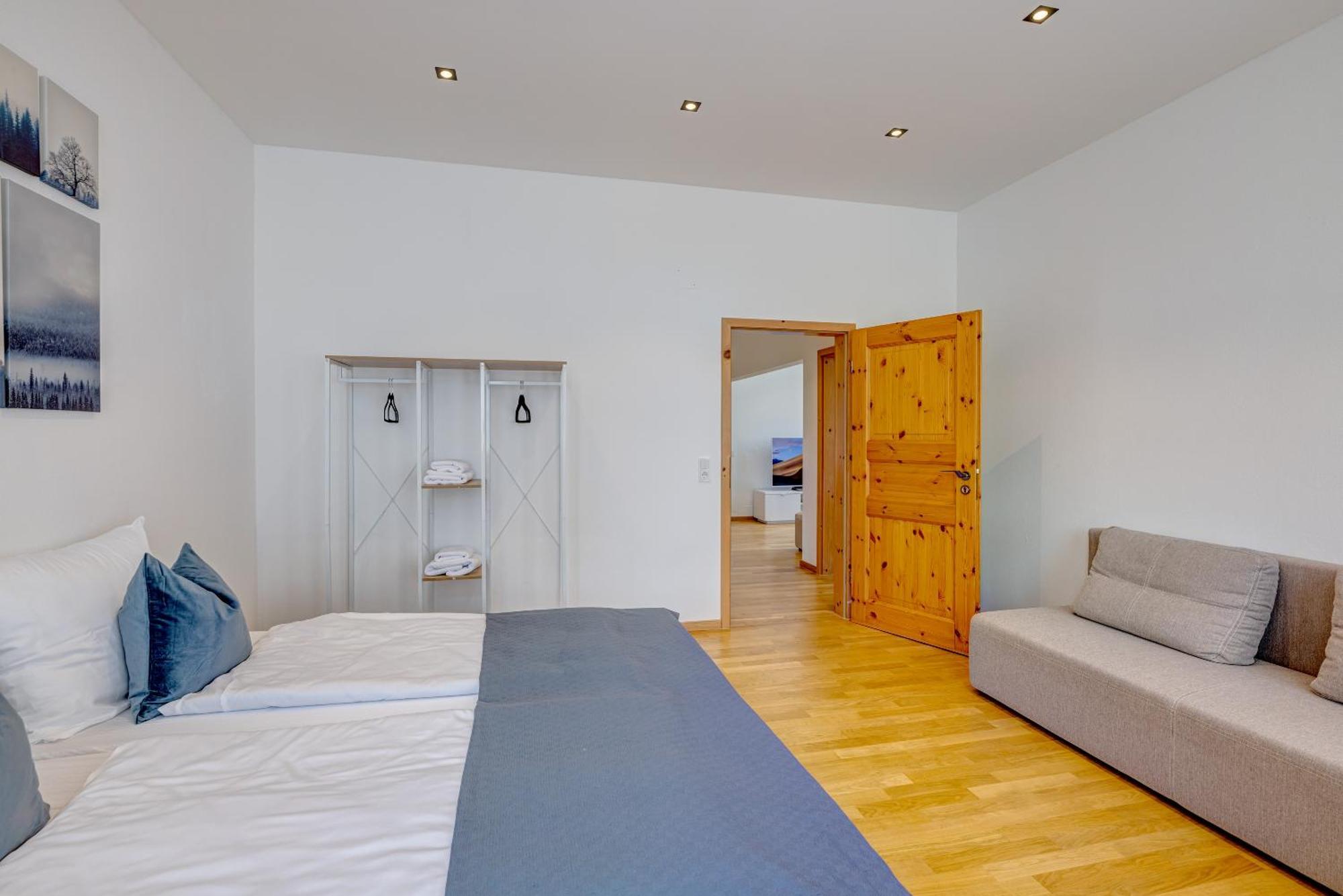 Kaza Guesthouse, Centrally Located 2 & 3 Bedroom Apartments In 奥格斯堡 外观 照片