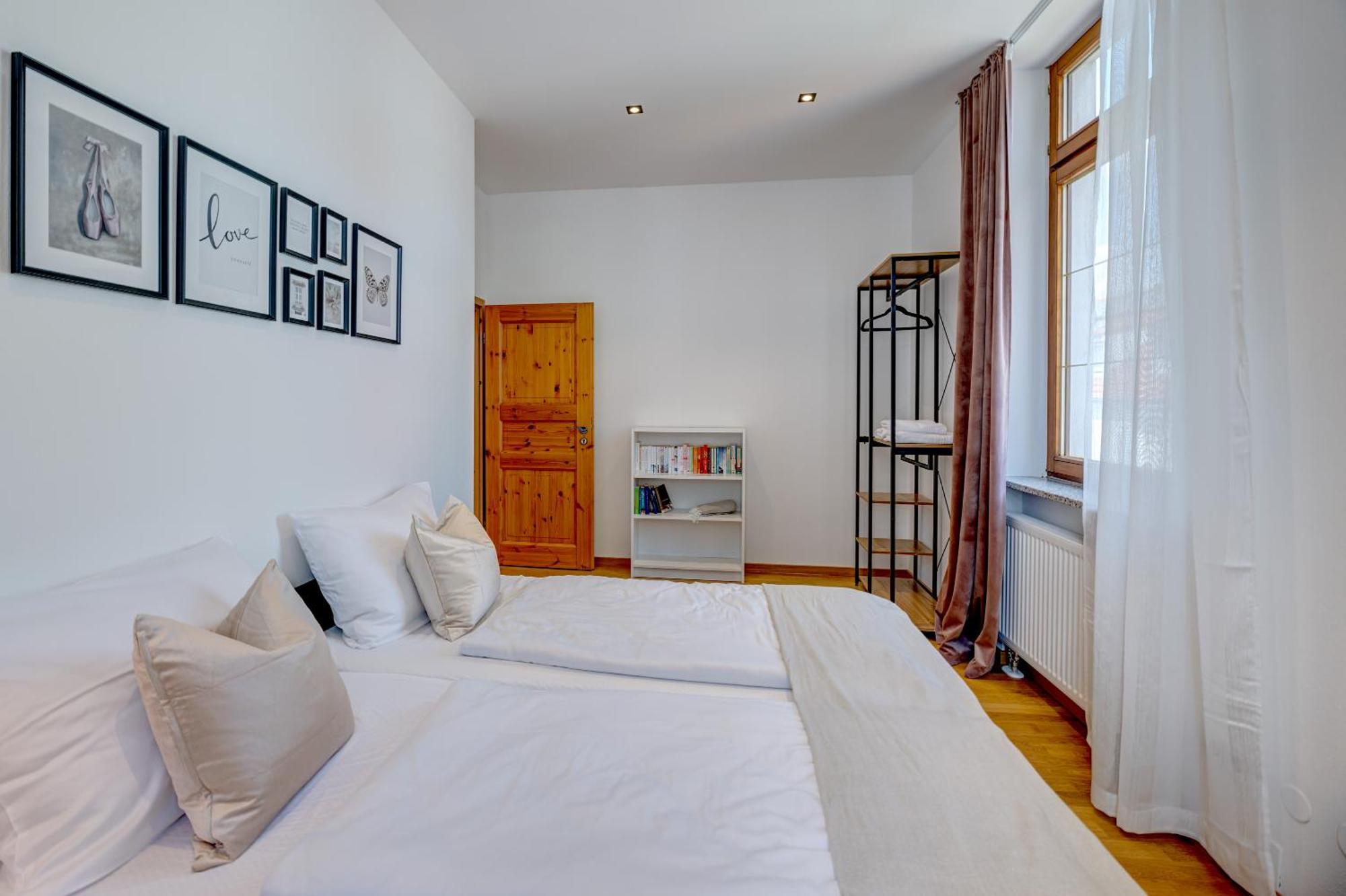 Kaza Guesthouse, Centrally Located 2 & 3 Bedroom Apartments In 奥格斯堡 外观 照片