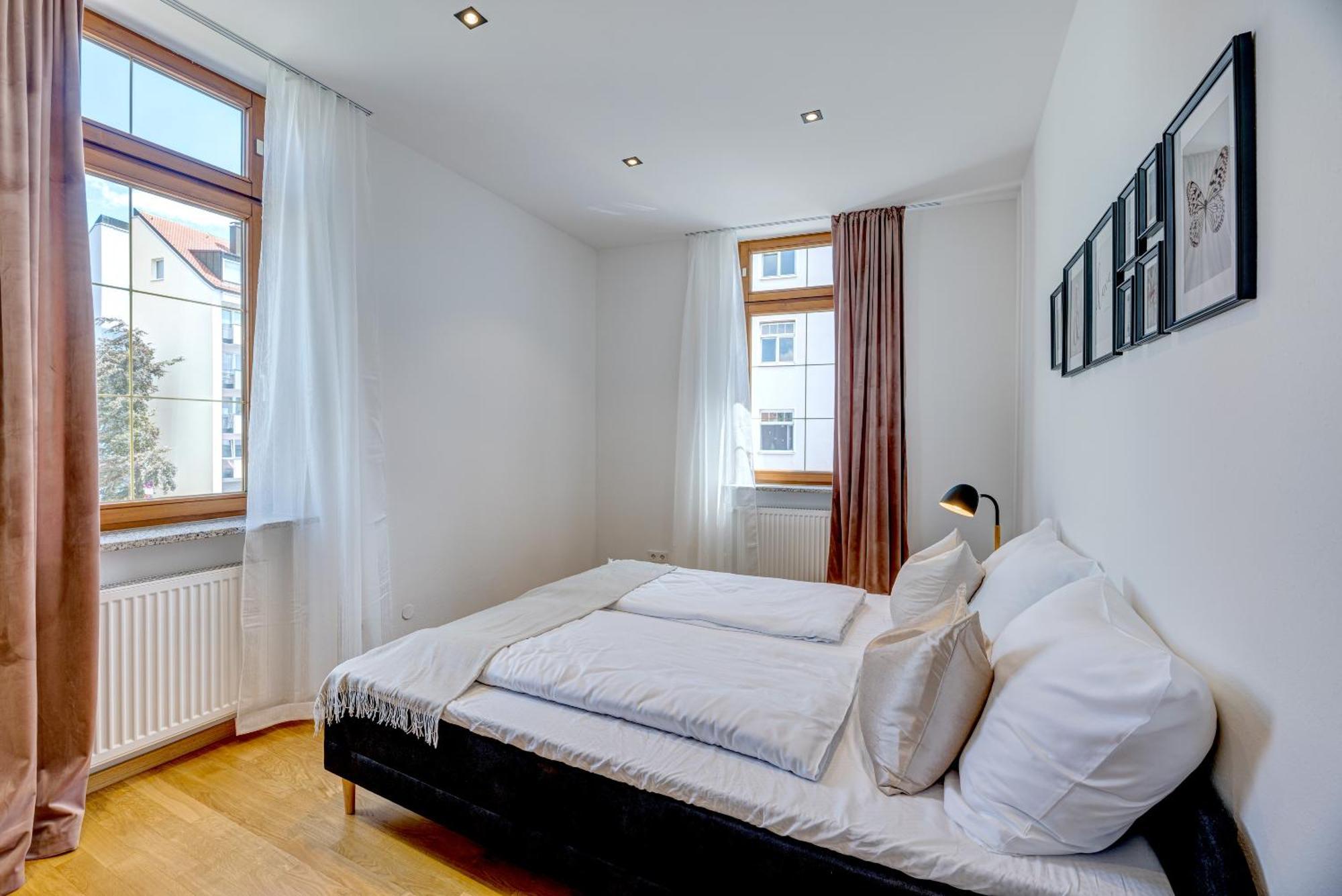 Kaza Guesthouse, Centrally Located 2 & 3 Bedroom Apartments In 奥格斯堡 外观 照片