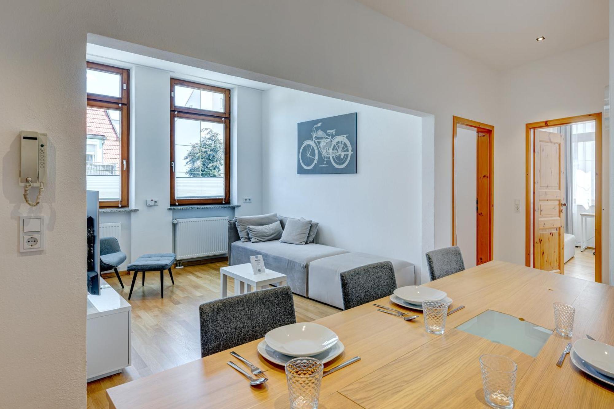 Kaza Guesthouse, Centrally Located 2 & 3 Bedroom Apartments In 奥格斯堡 外观 照片